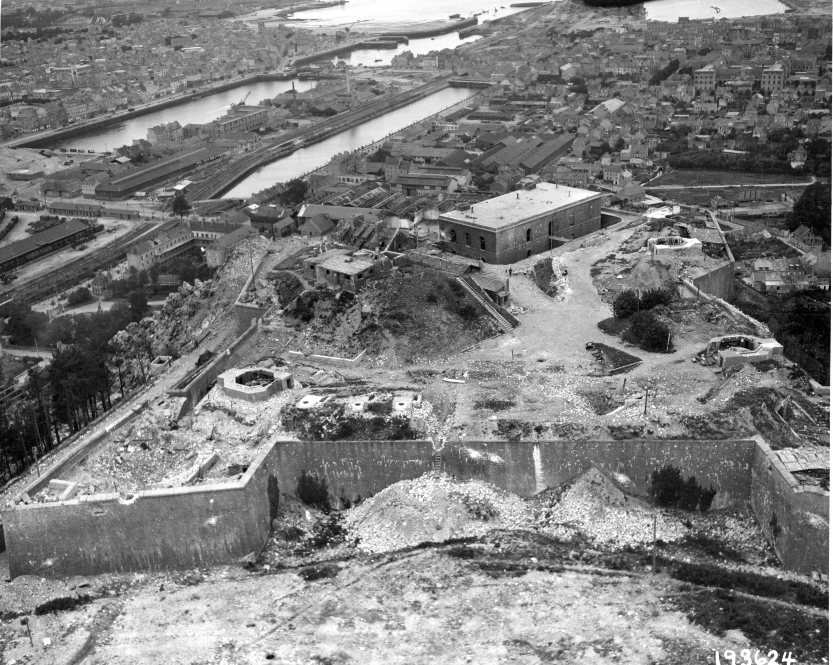 Cherbourg’s bombed-out citadel overlooking the dockyards that Quentin Walsh’s men captured. (U.S. Navy) Cherbourg’s bombed-out citadel overlooking the dockyards that Quentin Walsh’s men captured. (U.S. Navy)